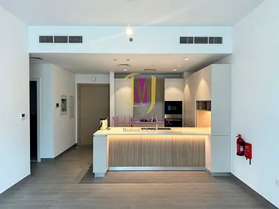 Rented | High Floor | Unfurnished | Canal View