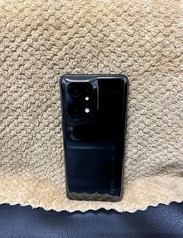 OPPO Find X5 Pro-Storage 256GB,Ram 12+4GB.very very nit and clean Same like new.very good condition.