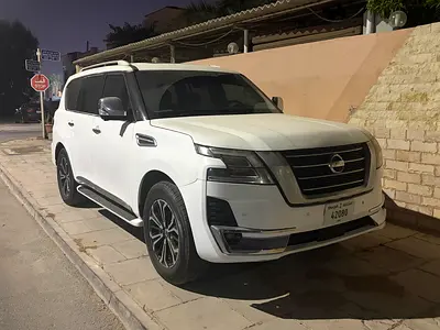 للبيع نيسان باترول 2015 بلاتينوم خليجي محول شكل اليديد , المكينة الكبيرة