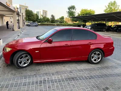 Super low mileage BMW 316i , GCC , 2012 model . 1 Russian owner!