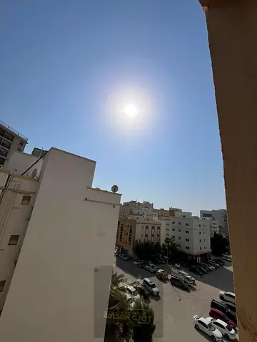 استوديو للإيجار السنوي في القليعة الشارقة | تكييف مركزي | إطلالة مفتوحة | موقع مميز