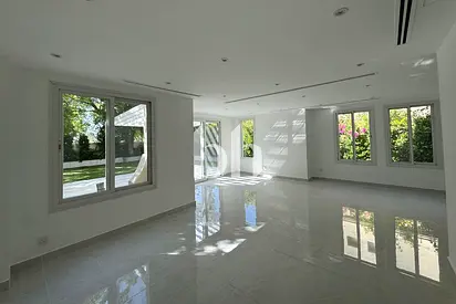 Upgraded | Direct to Pool & Park | Vacant
