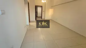 1BR + Laundry | Higher Floor | Closed Kitchen