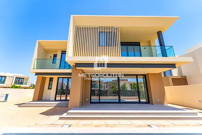 Exclusive | G+2 | Private Pool & Lift | Type D2