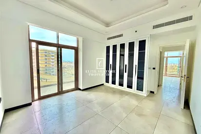 Vacant | Luxurious Building | Premium Living