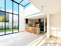 SINGLE ROW | PREMIUM G+2 | EXCLUSIVE | VACANT