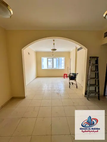 أجمل غرفتيين وصاله بام الطرافه تكييف مجاني علي المالك مساحات كبيره جدا وتشطيبات سوبر ديلوكس تسهيلات بالسداد والصيانه مجانيه وعلي مخرج دبي وعجمان