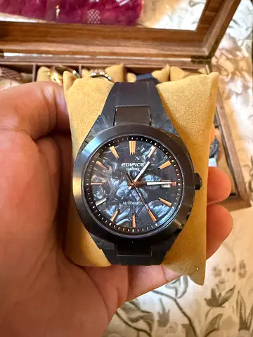 Casio Edifice Automatic - Carbon Fiber Edition