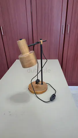 Used adjustable brass finish table lamp with dimmer switch