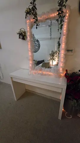 White dressing table/vanity with mirror - good condition