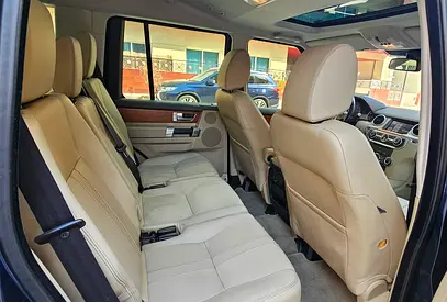 2015 LAND Rover LR4 — фото 8