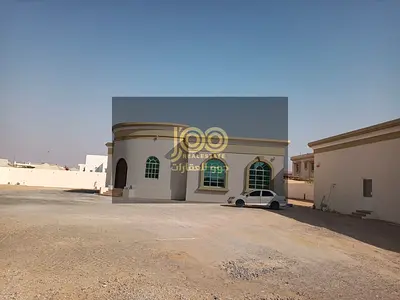 فيلا مميزة في السلمة تتميز بمساحات مناسبة للعائلات وتوزيع عملي يوفر الراحة لجميع أفراد الأسرة