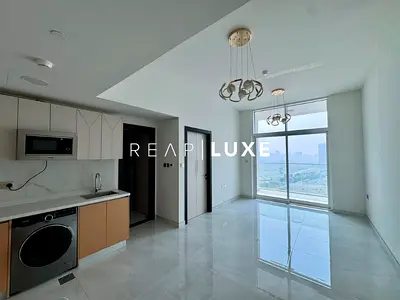 Ready to Move In | High Floor | Prime Location