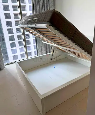 Ikea hydraulic bed frame With IKEA mattress 160x200