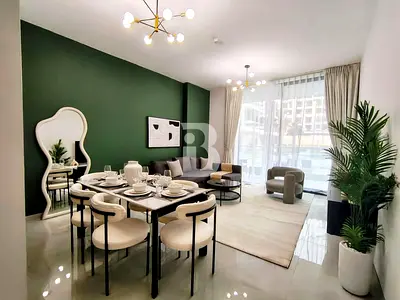 Corner Plot | 2 Parkings | Pool View | Furnished