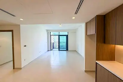Brand New | High Floor| Seaview