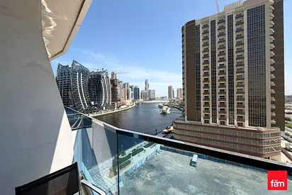 Fully furnished studio I Canal View I Motivated