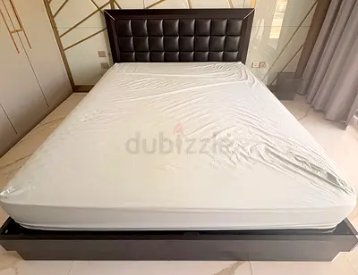 King bed with Hydaulic storage 180x210