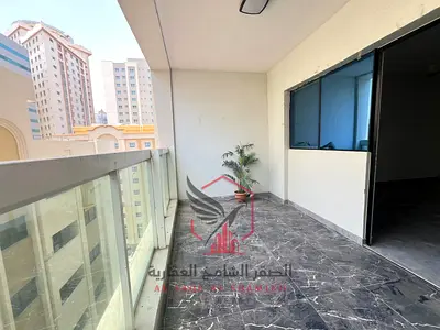 Spacious 1-Bedroom + Living Room Apartment Second-time occupancy (like-new condition)