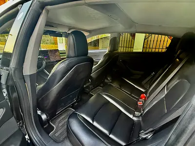 صورة 3 لـ 2018 Tesla MODEL 3