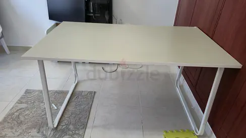 Simple white rectangular study/office table - good condition