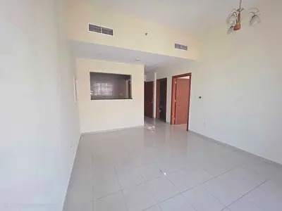 Spacious 1BR | Unfurnished | Prime DSO Location
