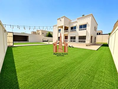 Spacious 5Bhk Villa with Two Driver Rooms All master Bedrooms Balcony built in wardrobes 200K