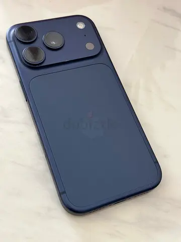 iPhone 17 Pro Deep Blue - 100% Battery Life. Perfect Condition