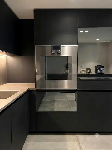 Gaggenau Latest Model Built-In Electric Oven – 60cm | New Condition | Premium Appliance