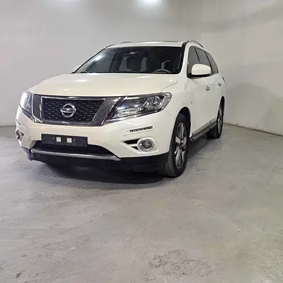 Nissan Pathfinder SV 2015 | GCC Specs | Reliable Family SUV
