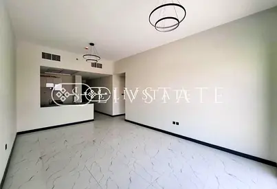 Prime Location |Mid Floor |Community View
