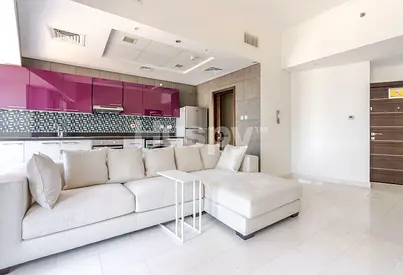Furnished | Mid Floor | Vacant