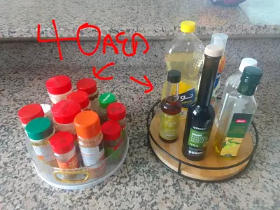 Spice and Oil Rotating Rack