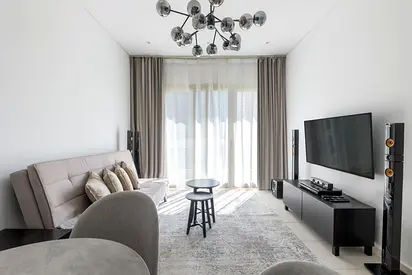 Spacious apartment | Private balcony | Prime Dubai Marina location | Royal Oceanic