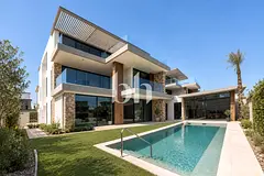 Retreat | Corner Plot | On the Park