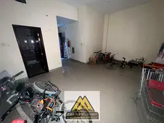 Largest studio apartment / Semi-separate kitchen / Central air conditioning / Near schools / Flexibl