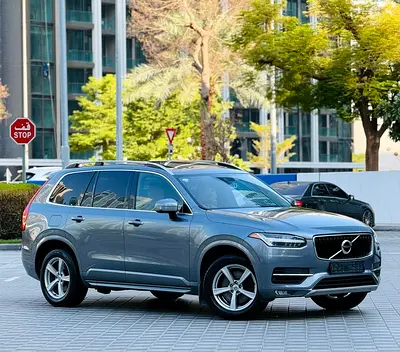 2019 Volvo XC90 T5 Momentum - Excellent Condition - American Specs