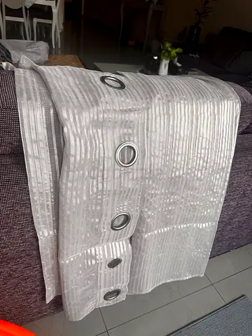 Curtain