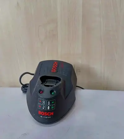 BOSCH AL1130 CV CHARGER