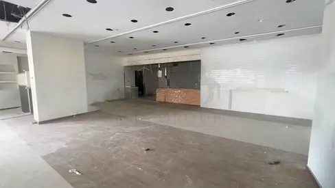Prime Location | Spacious Unit | Behind Mall of the Emirates