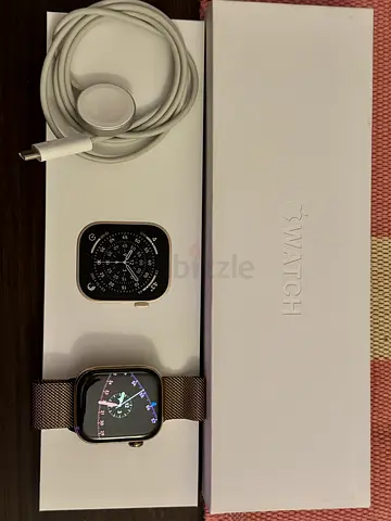 Apple Watch Series 11 42mm Gold Titanium GPS + Cellular – Excellent Condition