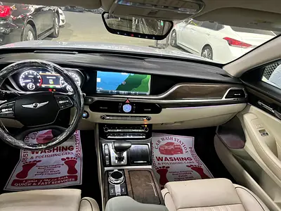 2017 Genesis G90 照片 12