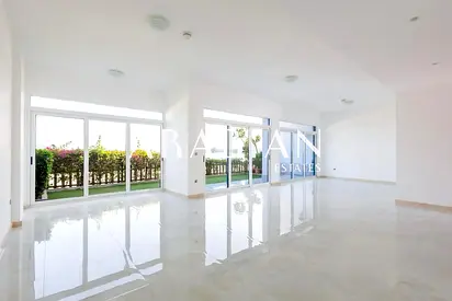 Sea Views | Upgraded | Vacant Now
