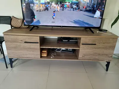 Sets of unit table, 2 side table, and coffee table