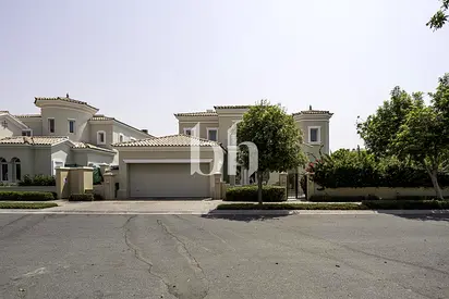 Premium Villa | Upgraded ACs | Private And Quiet