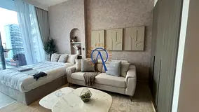 FURNISHED STUDIO | ELEGANT TOUCHES | GREAT ROI