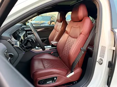 2020 AUDI S8 photo 10
