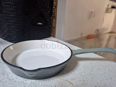 Pan emirates enameled cast iron pan small