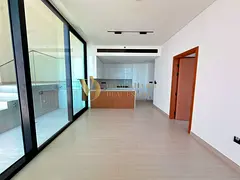 Spacious Layout | Private Pool & Skyline View | Unfurnished