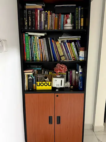 Bookshelf